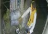 Ballia News : बांसडीह में अधिवक्ता के दरवाजे से सेकेंडों में चोरी हुई बाइक, CCTV में कैद हुआ चोर