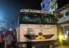 चंदौली में दर्दनाक सड़क हादसा: ट्रक की चपेट में आने से महिला की मौत, पति बाल-बाल बचा