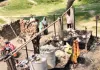 खाना बनाते समय लगी आग, चार झोपड़ियां राख; दो लाख नकदी समेत गृहस्थी का सामान स्वाहा