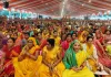 Ballia News: राजन जी महाराज की श्रीराम कथा में उमड़ा आस्था का सैलाब, 2100 कलशों के साथ निकली भव्य शोभायात्रा