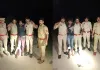 आजमगढ़ मुठभेड़: 25-25 हजार के दो इनामी बदमाश गिरफ्तार, पुलिस की जवाबी कार्रवाई में पैर में लगी गोली