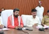 Ballia News : प्रभारी मंत्री दयाशंकर मिश्र दयालु ने गिनाईं सरकार की उपलब्धियां, सुरहाताल को बताया जिले की ऐतिहासिक उपलब्धि