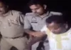 Ballia : पुलिस मुठभेड़ में बिजली तार चोरी गिरोह के पांच सदस्य गिरफ्तार, एक बदमाश के पैर में लगी गोली
