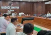 Ballia News : नगर निकाय योजनाओं की समीक्षा में डीएम सख्त, एमआरएफ सेंटर बंद मिलने पर एफआईआर के निर्देश