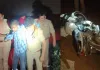 UP News: पुलिस मुठभेड़ में चेन स्नेचर गिरोह का बदमाश घायल, अवैध तमंचा और बिना नंबर की बाइक बरामद