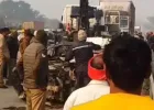 मिर्जापुर में बड़ा सड़क हादसा: प्रयागराज से वाराणसी जा रही कार ट्रक में घुसी, चार लोगों की दर्दनाक मौत