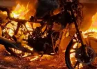 Jaunpur News : चलती बाइक में लगी आग, एक युवक गंभीर रूप से झुलसा, दोस्त भी घायल, अस्पताल में भर्ती