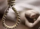 जौनपुर: दहेज हत्या के आरोपी बंदी ने जेल में फंदा लगाकर की आत्महत्या, प्रशासन में मचा हड़कंप