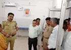 Ballia News: ट्रैक्टर की टक्कर से युवक की मौत, इलाज में लापरवाही का आरोप; जिला अस्पताल में परिजनों का हंगामा