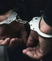 प्रयागराज: रावेंद्र हत्याकांड में 25 हजार का इनामी आरोपी मुठभेड़ में गिरफ्तार, पैर में लगी गोली