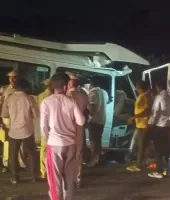 जोधपुर में भयावह सड़क हादसा: ट्रेलर से भिड़ी तेज रफ्तार बस, 18 की मौत, कई घायल