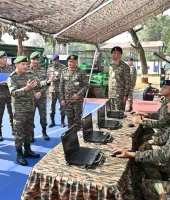 सीओएएस जनरल उपेन्द्र द्विवेदी ने खड़गा कोर की ऑपरेशनल तैयारी का लिया जायज़ा, नवाचार और संयुक्त समन्वय की सराहना