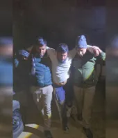 Rampur News : मुठभेड़ में दो गोकशी आरोपी गिरफ्तार, तीन फरार, हथियार और उपकरण बरामद