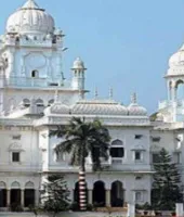 UP News: अब महीन सुराख से होगा सिर और रीढ़ की बीमारियों का इलाज, KGMU में बनेगा हाईब्रिड ऑपरेशन थिएटर