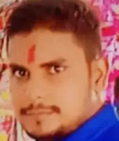 Ballia News: हाईटेंशन लाइन की चपेट में आया युवक, मौके पर मौत