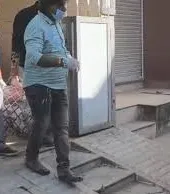 Indore News: घर में मिले पति-पत्नी के शव, बदबू आने पर खुला मामला