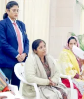 जनता दर्शन’ में मुख्यमंत्री योगी ने सुनीं फरियादें, बोले, हर जरूरतमंद की सेवा सरकार का संकल्प