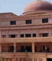 लखनऊ हाईकोर्ट का अहम फैसला: फेंसिडिल कफ सिरप मामले में विभोर राणा और विशाल सिंह को अंतरिम जमानत