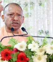 ग्रामीण चौकीदार से लेकर फॉरेंसिक तक CM योगी का विजन, पुलिस को ‘सुपर स्ट्रॉन्ग’ बनाने का मास्टर प्लान