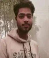 बदायूं: पेड़ से लटका मिला युवक का शव, प्रेम प्रसंग में हत्या का आरोप