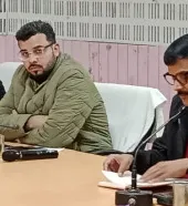 बलिया: सीएम डैशबोर्ड समीक्षा में डीएम सख्त, तीन एसडीएम और एक बीडीओ का वेतन रोका