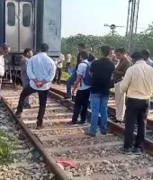 लखनऊ में ट्रेन से कटकर दो युवतियों की मौत, गांव में पसरा मातम