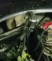 रायबरेली में सड़क हादसा: तेज रफ्तार कार पेड़ से टकराई, तीन दोस्तों की मौत