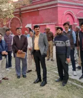 बलिया सदर तहसील में डीएम का औचक निरीक्षण, नायब तहसीलदार से जवाब तलब; कई अधिकारियों पर कार्रवाई के निर्देश