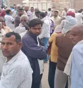 बलिया में युवक की गला रेतकर हत्या, खेत में मिला शव