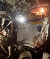 Ballia News : बोलेरो-पिकअप की आमने-सामने टक्कर में बालक की मौत, कई घायल