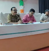 Ballia News : उपनिरीक्षक भर्ती परीक्षा को लेकर प्रशासन अलर्ट, डीएम ने दिए सख्त निर्देश