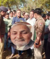 UP: मां की पेंशन विवाद में छोटे भाई ने बेटों संग बड़े भाई की गोली मारकर हत्या