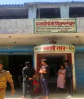 Lucknow : स्कूल में घुसकर प्रिंसिपल को गोली मारने से सनसनी, हालत गंभीर