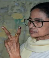 कोलकाता : पश्चिम बंगाल विधानसभा चुनाव में रिकॉर्ड मतदान, दूसरे चरण में 91.62% वोटिंग