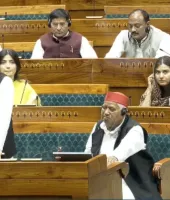 लखनऊ : महिला आरक्षण बिल पर सपा का रुख बना सियासी बहस का केंद्र, अखिलेश के सामने बड़ी चुनौती
