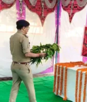 मुंबई में शहीद 66 फायरमैन को बलिया पुलिस ने दी श्रद्धांजलि, अग्नि सुरक्षा सप्ताह शुरू