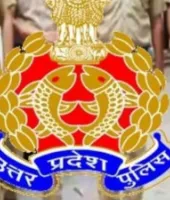 Lucknow News: लोकभवन के सामने महिला के आत्मदाह के प्रयास को पुलिस ने विफल किया