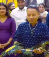 वृंदावन में प्रेमानंद महाराज के दरबार पहुंचे कैलाश खेर, भजनों से भक्तिमय हुआ माहौल