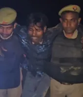 बहराइच में मासूम बच्ची की हत्या का आरोपी मुठभेड़ में गिरफ्तार, पुलिस पर की फायरिंग