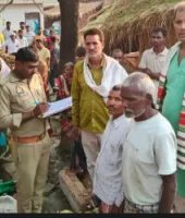 बलिया में आंधी-बारिश बनी काल : दीवार गिरने से महिला की मौत, तीन बकरियां भी दबकर मरीं