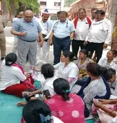जिला अस्पताल में नर्स से मारपीट पर हंगामा, नर्सों ने किया कार्य बहिष्कार