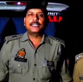 खड़सरा बाजार में दिनदहाड़े लूट से दहशत, बदमाशों की तलाश में पुलिस की तीन टीमें सक्रिय