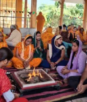 गायत्री जयंती एवं गंगा दशहरा पर नवकुंडी महायज्ञ, श्रद्धालुओं ने दीं आहुतियां