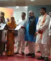 Ballia News: केंद्र के 12 और प्रदेश सरकार के 9 वर्ष पूर्ण होने पर भव्य कार्यक्रम, 1111 आंगनबाड़ी सहायिकाओं को मिला नियुक्ति पत्र