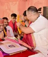 Ballia News : शिव महापुराण कथा के पांचवें दिन पं. प्रदीप मिश्रा ने बताया शरणागति और संगति का महत्व, देर रात किए भृगु व बालेश्वर मंदिर के दर्शन