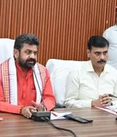 Ballia News : प्रभारी मंत्री दयाशंकर मिश्र दयालु ने गिनाईं सरकार की उपलब्धियां, सुरहाताल को बताया जिले की ऐतिहासिक उपलब्धि