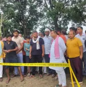 Ballia News: खेत की झोपड़ी में सो रहे पूर्व प्रधान की धारदार हथियार से हत्या, गांव में सनसनी