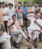 UP News: बलिया में 11 हजार वोल्ट लाइन की चपेट में आने से पिता-पुत्र की मौत, बिजली विभाग पर लापरवाही का आरोप
