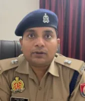 बलिया में गैस एजेंसी के कैशियर से 1.22 लाख रुपये की लूट, नकाबपोश बदमाशों ने बाइक रोककर दिया वारदात को अंजाम