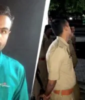 आजमगढ़ में पत्नी और दो पुरोहितों की हत्या का आरोपी एनकाउंटर में ढेर, बच्चों को कमरे में लेकर हुआ था बंद